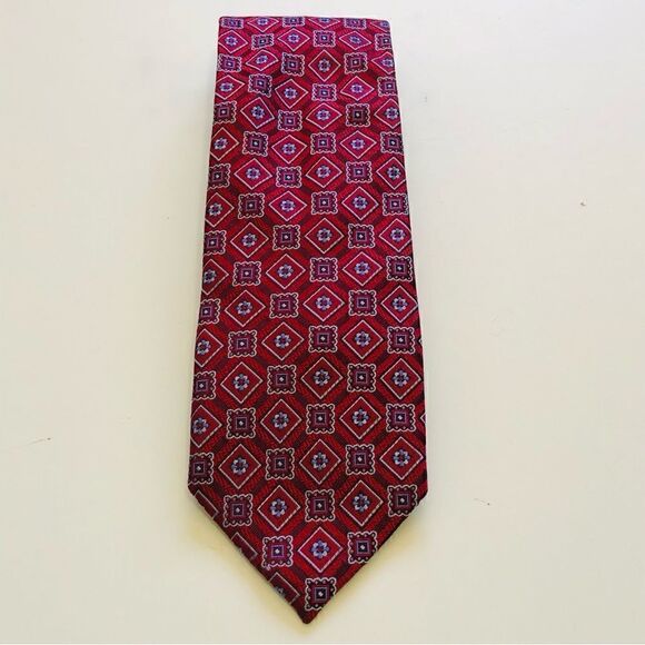 Countess Mara 100% Silk Necktie - Picture 1 of 5